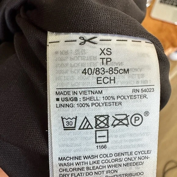 Banana Republic Long Sleeve Plisse Dress, size XS - Picture 5 of 5